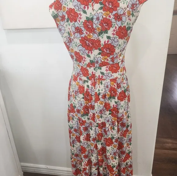 [ ALEXIA ADMORE] Women's size 6, &quot;summer poppy&quot; floral maxi tiered dress