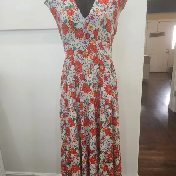 [ ALEXIA ADMORE] Women's size 6, &quot;summer poppy&quot; floral maxi tiered dress