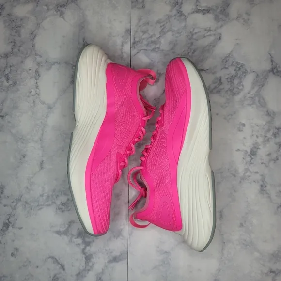 ⭐️ APL Streamline Running Shoes Fusion Pink Limited Edition BCA 6.5 Lightweight
