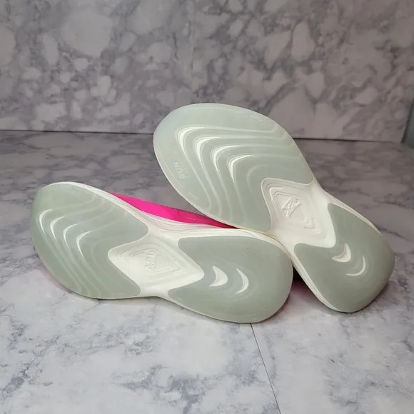 ⭐️ APL Streamline Running Shoes Fusion Pink Limited Edition BCA 6.5 Lightweight