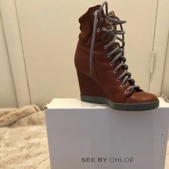 🔥 Chloe rust wedges 🔥