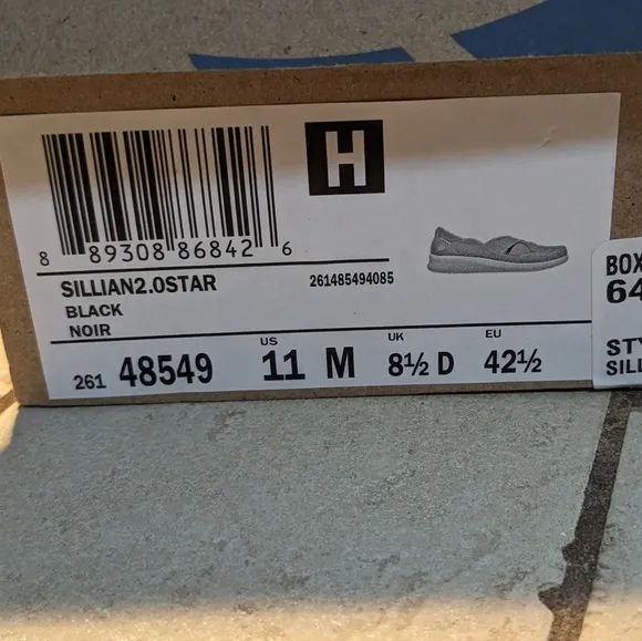 🆕 Clark's leopard print shoes, 11M, NEW in box $85.00.  FINAL PRICE DROP
