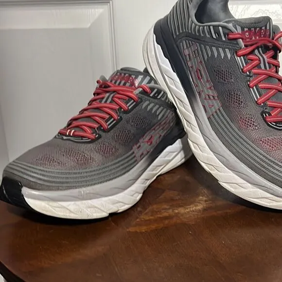 🔥🔥 HOKA ONE ONE BONDI 6 Running Shoes - Men Sz 10 - Good Condition 🔥🔥