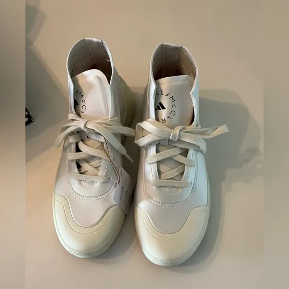 🆕 NIB with tags women’s adidas by Stella MCCartney‎