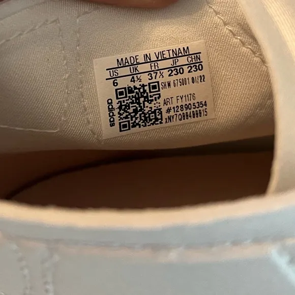 🆕 NIB with tags women’s adidas by Stella MCCartney‎