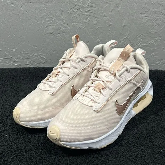 🔥🔥 NIKE Air Max Intrlk Lite Running Shoes Women Sz 9 - Light Pink/Peach - EUC
