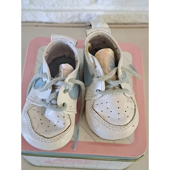 1980's Nike Baby Boy Crib Shoes  Original Pink Blue Tin Made Korea Collectible