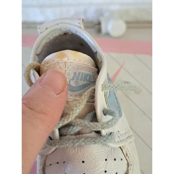1980's Nike Baby Boy Crib Shoes  Original Pink Blue Tin Made Korea Collectible