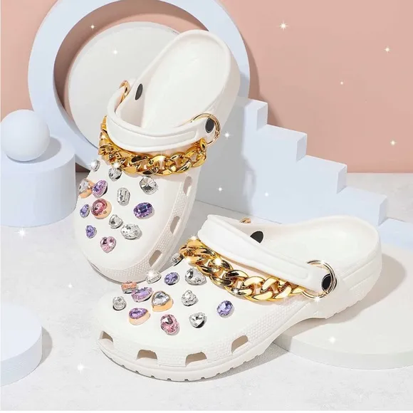 2 Luxurious Shoe Bling Chains
