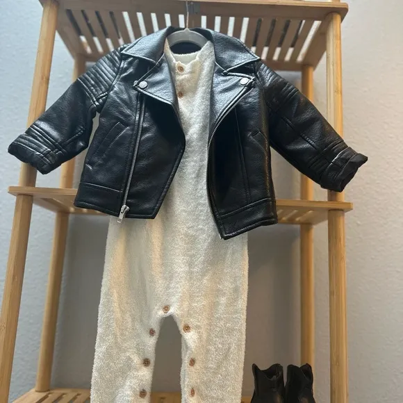 3 piece outfit for sale!