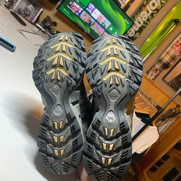 Adidas Climaproof EVN 791001 Hiking Trail Tennis Shoes Sneakers Mens
