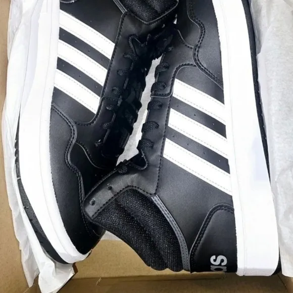 Adidas Hoops 3.0 Mid Men's Sneakers Size 8.5 New with box.