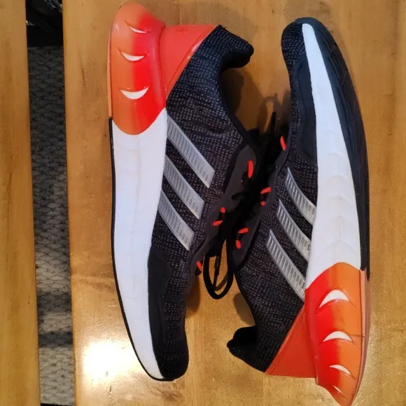 Adidas Kaptir Super Trail running shoes black orange white and gray size 9