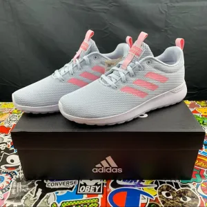 Adidas Lite Racer CLN Size 7.5 Womens