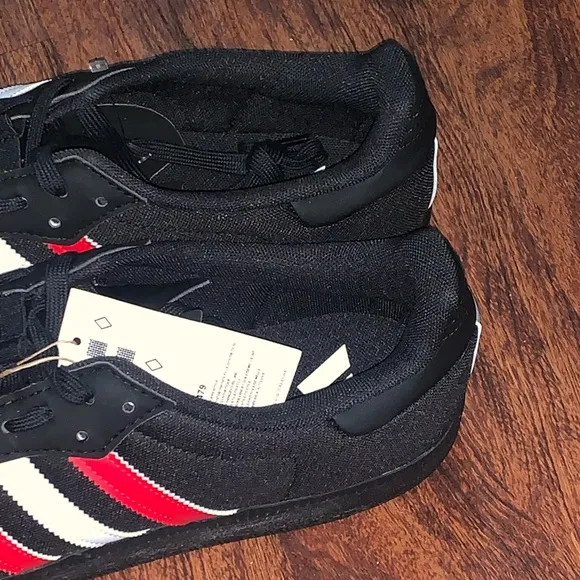 Adidas Men's Black and Red Sneakers