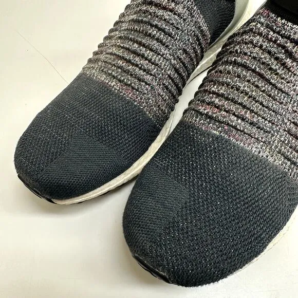 adidas Men's UltraBoost Laceless &quot;Carbon&quot; 2018 Running Shoes Size 11.5