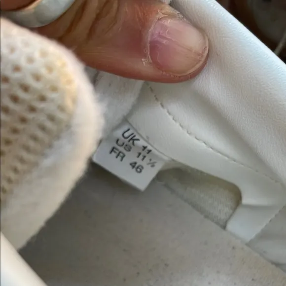 Adidas Men's White and Blue Sneakers