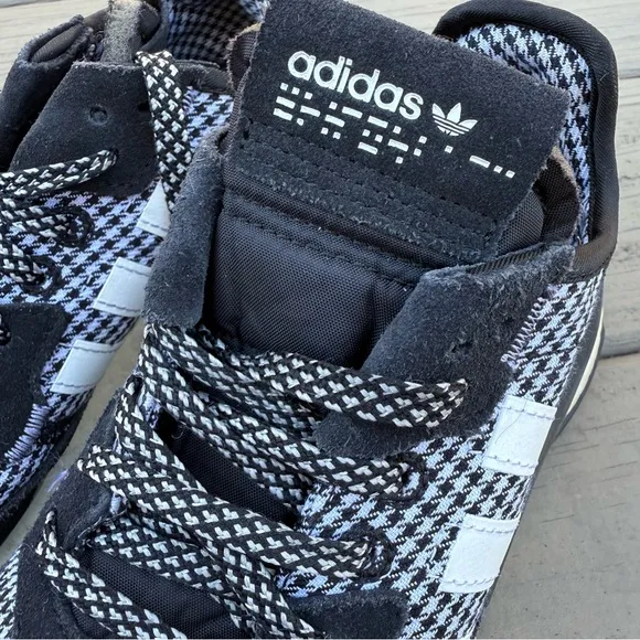 Adidas Nite Jogger in black and white shoes size 8