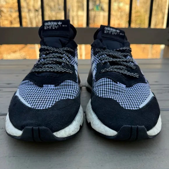 Adidas Nite Jogger in black and white shoes size 8