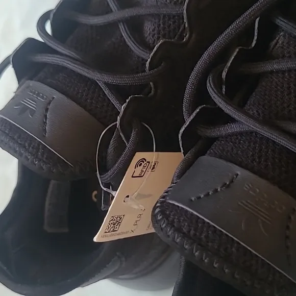 Adidas Ortholite all black shoes sz 4 NWT