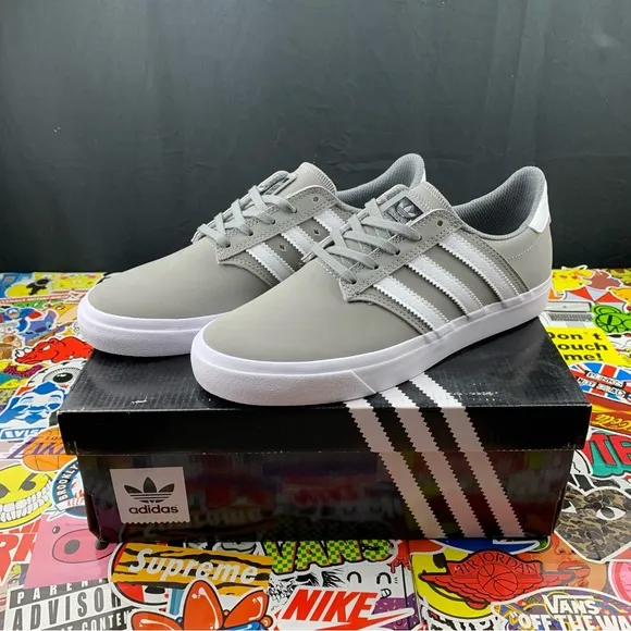 Adidas Seeley Premiere Sneakers 5Y / 6.5 Women's