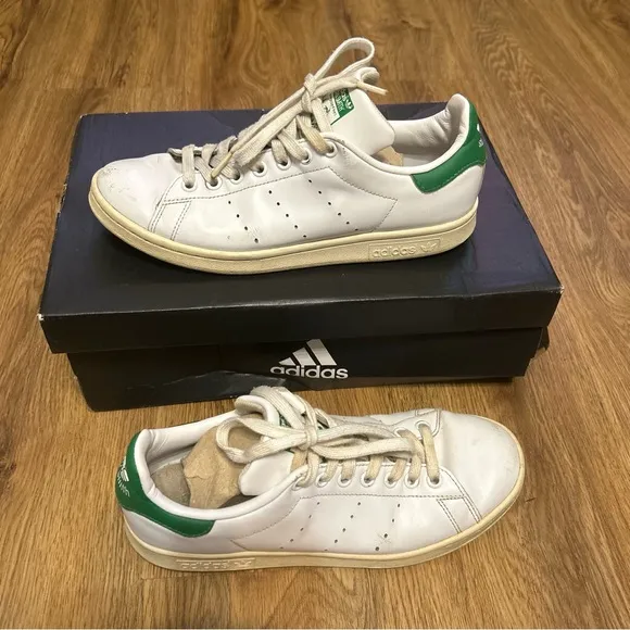 ADIDAS Stan Smith white green lace up shoes sneakers women’s 8 / men’s 7