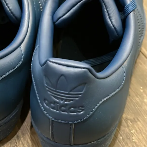 Adidas Superstar Glossy Toe leather shoes sneakers new blue S76723 Women’s Sizes