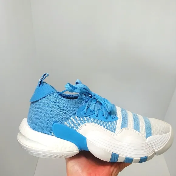 Adidas Trae Young 2‎ Sneakers, Size 7M|8.5W| EUR 40 NWT