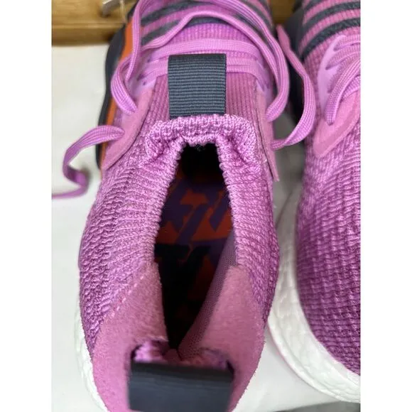 Adidas Trae‎ Young 2.0 Stratosphere Boost Basketball Shoes Pink Size 10.5 $140
