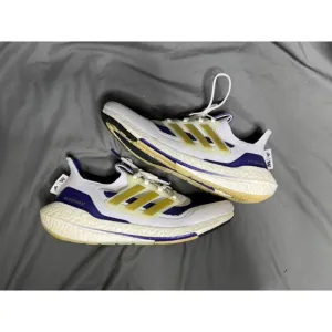 Adidas Ultraboost 21 Mens Size 10.5 White NCAA Washington Huskies Shoes GX7967