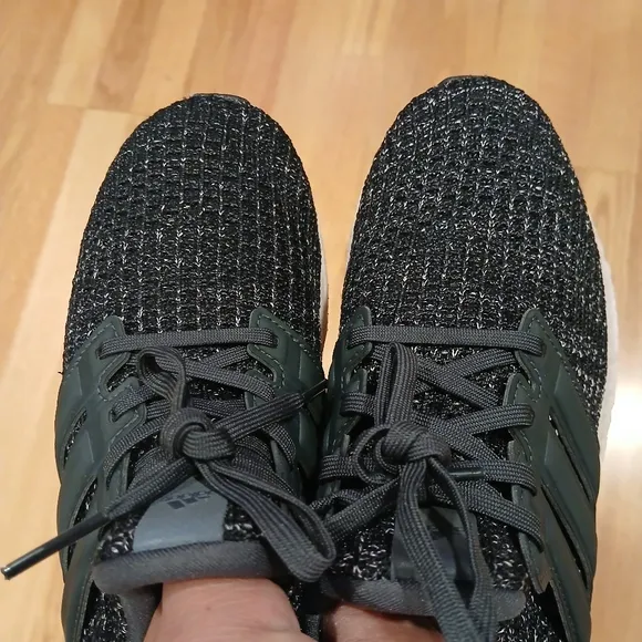 Adidas UltraBoost 4.0 Comfort/Lifestyle Athletic Shoes Size 8.5 for Women