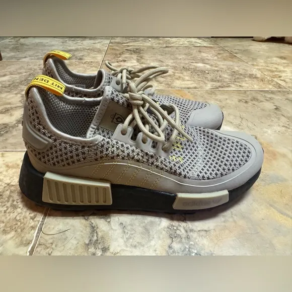 Adidas X Marvel NMD _ R1 Guardians Of The Galaxy Groot Trail Shoes M 5.5 W 6.5