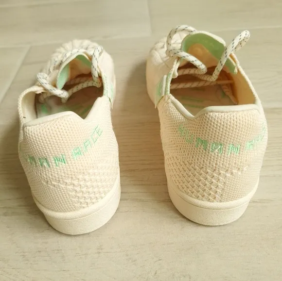 adidas x Pharrell Williams Superstar Primeknit cream shell toe sneakers Size 8