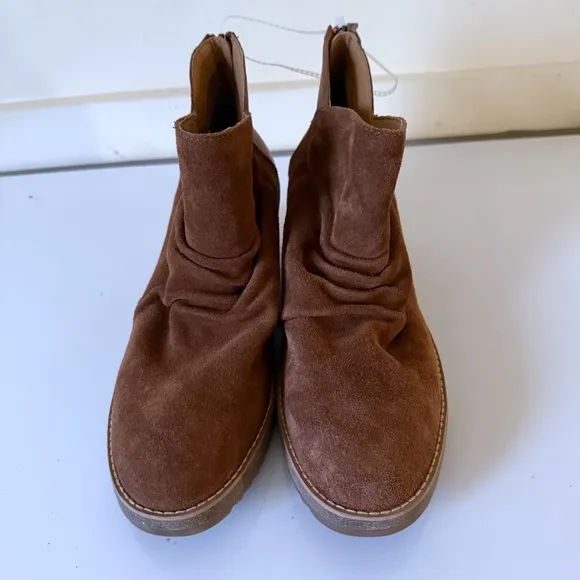 Aetrex Kara Ankle Wedge Boot Suede Leather Booties  | 40 EU (9-9.5  Brown New