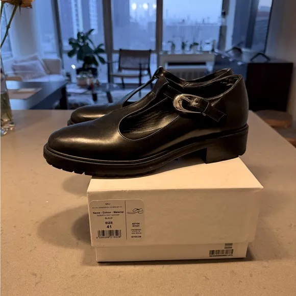 Aeyde Mary Jane Black Leather shoes
