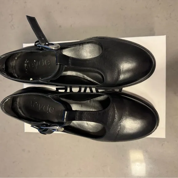 Aeyde Mary Jane Black Leather shoes