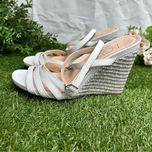AGL Dora Ankle Strap Wedge Sandal, White-plumba US 9.5 /39.5 EU NEW