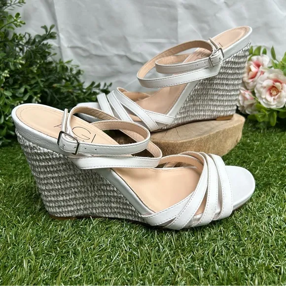 AGL Dora Ankle Strap Wedge Sandal, White-plumba US 9.5 /39.5 EU NEW