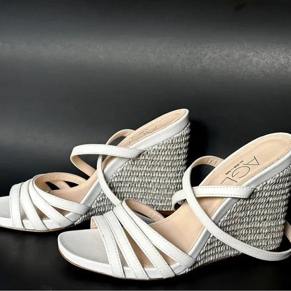 AGL Dora Ankle Strap Wedge Sandal, White-plumba US 9.5 /39.5 EU NEW
