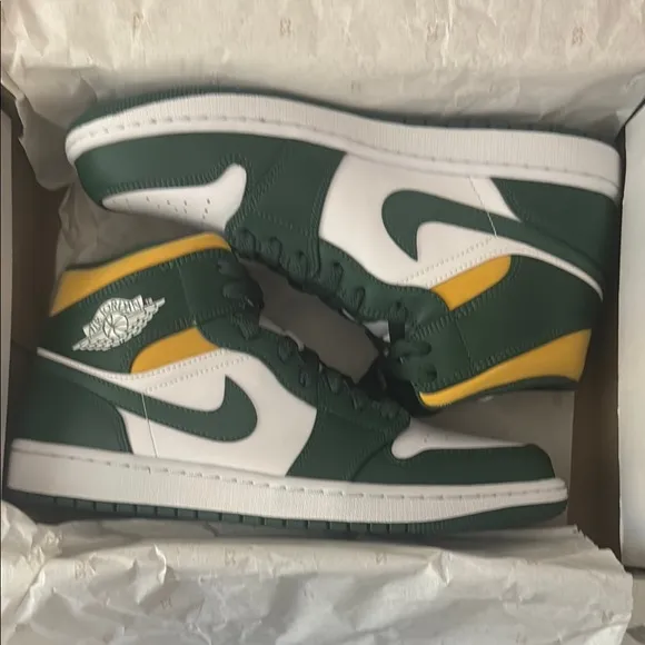 Air Jordan 1 Mid Green and White Sneakers New in the box