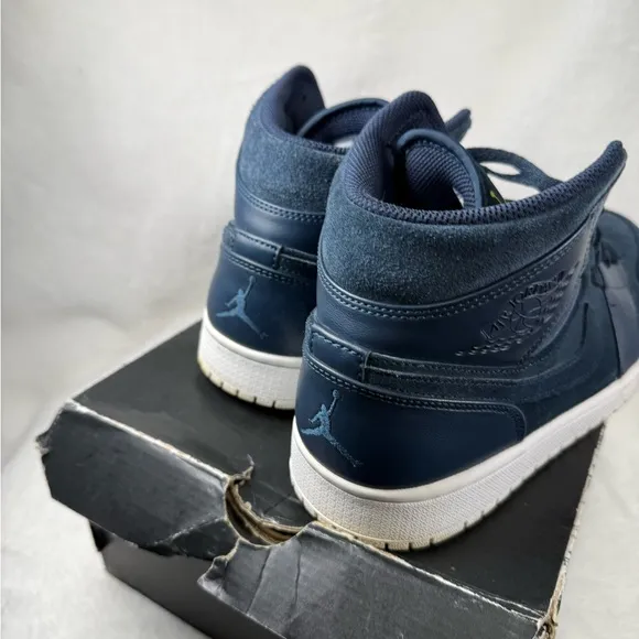 Air Jordan 1 Mid Obsidian Suede Leather Navy Blue Size 9 554724-421