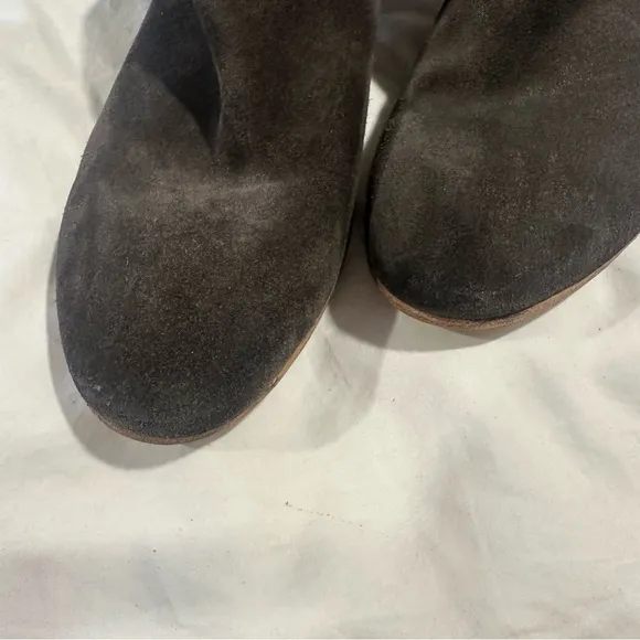 ALBERTO FERMANI Italy CHIARA Ankle Boot Suede Leather size 41 reg $495