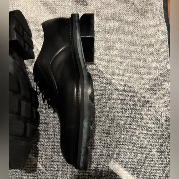Alexander Wang Logo Engraved Heel Shoes Oxford split heel size 40.5 black