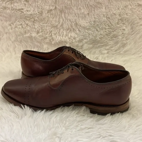 Allen Edmonds Men’s Brown Dress Shoes. Size-11