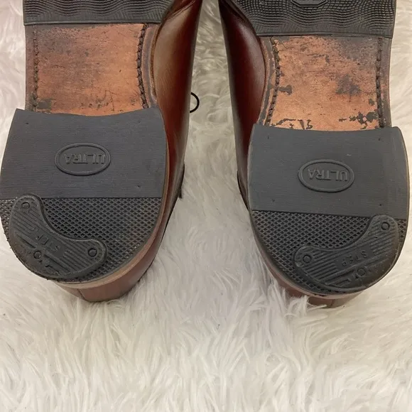 Allen Edmonds Men’s Brown Dress Shoes. Size-11