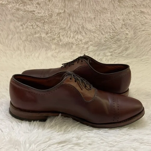 Allen Edmonds Men’s Brown Dress Shoes. Size-11