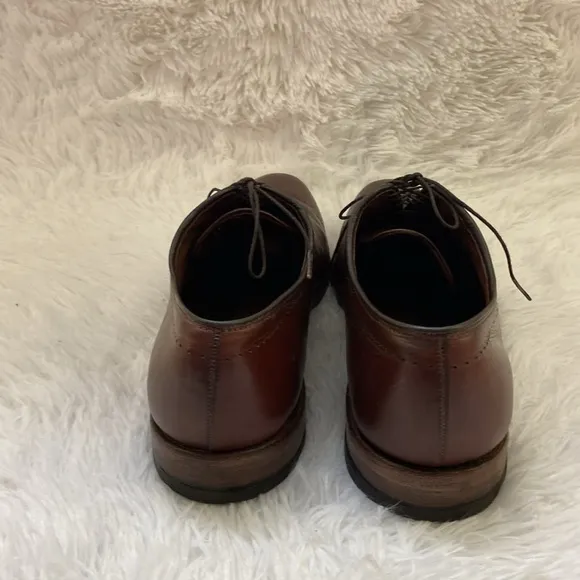 Allen Edmonds Men’s Brown Dress Shoes. Size-11