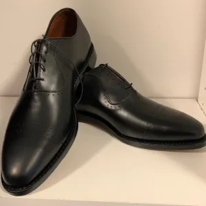Allen Edmonds Vernon black leather. Size 9D new in original box