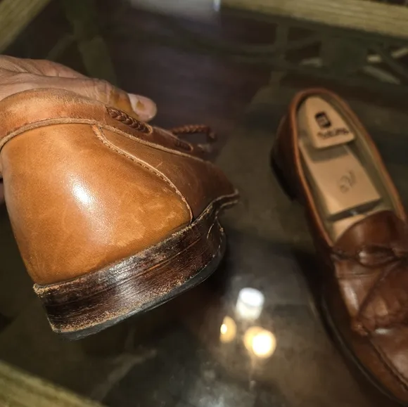 Allen Edmonds Woodstock mens shoes.  size 11 C, Asking $57.00
