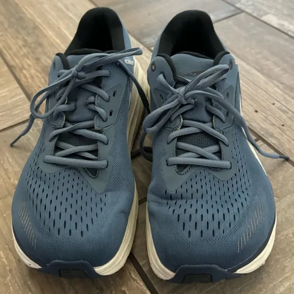 Altra Men's Via Olympus Running shoes size 10.5
